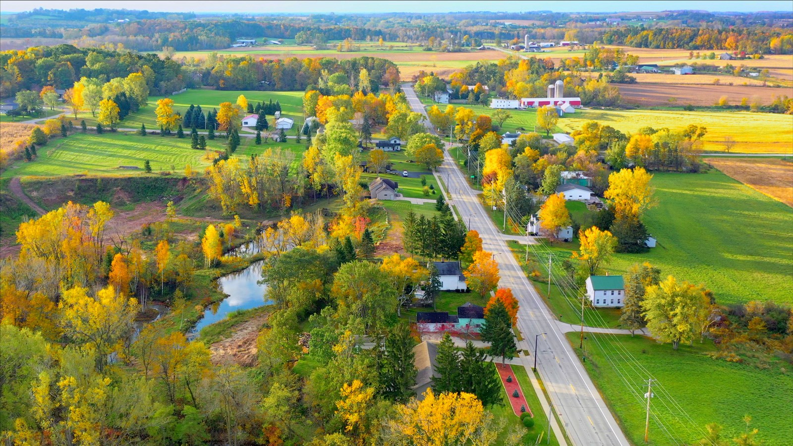 As a WISP entering the fiber broadband market, Uplink, LLC wanted to serve their community and build their network as efficiently as possible in an area that the bigger telecom operators typically overlook: rural, remote, and disinvested for decades.